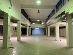 AMPIO LOCALE COMMERCIALE SU DUE LIVELLI-ZONA PORTO-S.ERASMO in Affitto / vendita