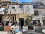 MONOLOCALE VICO LEPRI-RENDITA EURO 5400 ANNUI in Vendita