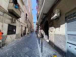 NAPOLI CENTRO-TRE MONOLOCALI LOCATI CON RENDITA 11000 EURO ANNUI in Vendita